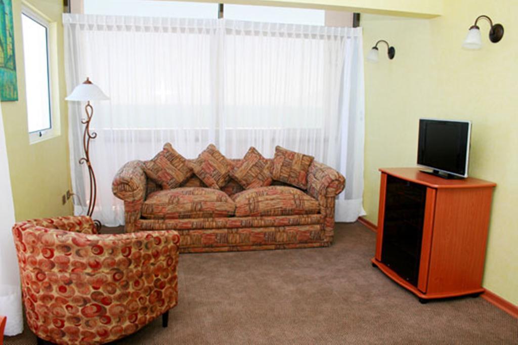 Hotel Florencia Suites & Apartments อันโตฟากัสตา ภายนอก รูปภาพ
